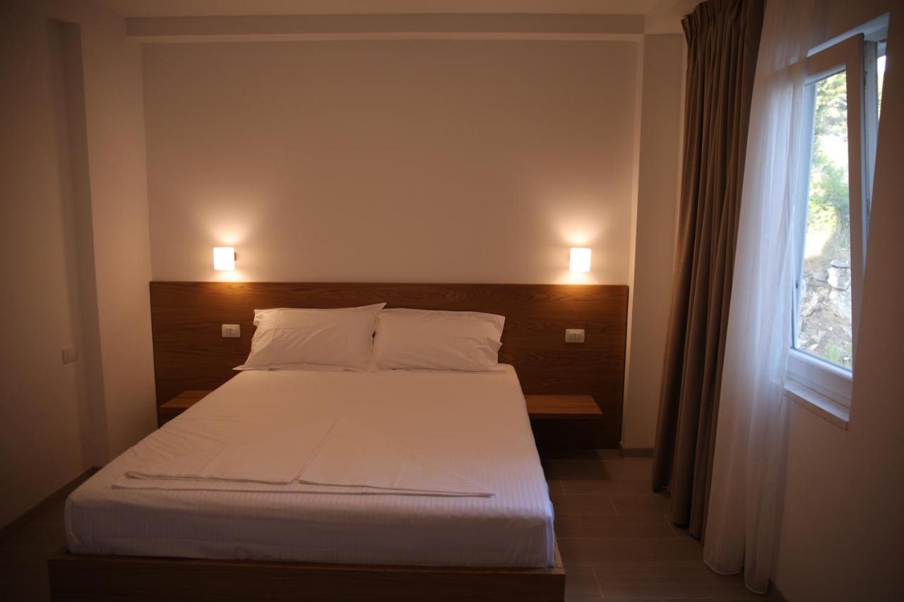 Serenity In Hotell Lezhë Eksteriør bilde